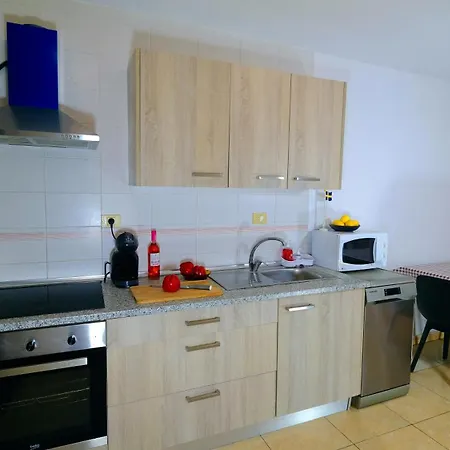 Apartment La Arena Free Wi-fi Check-in 24 *